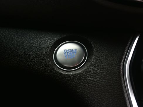 Used 2020 Hyundai Santa Fe SEL image 23