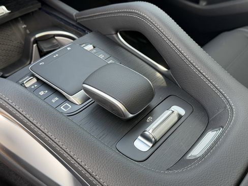 New 2026 Mercedes-Benz GLS 450 4MATIC image 26