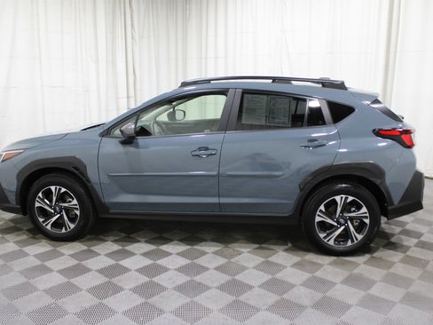 Used 2025 Subaru Crosstrek 2.0i Premium image 33