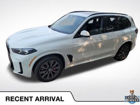 Used 2026 BMW X5 xDrive40i w/ M Sport Package AWD/4WD image 1
