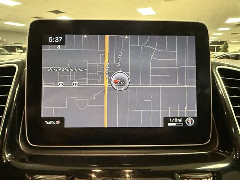 Used 2018 Mercedes-Benz GLS 450 4MATIC w/ Premium Package image 23