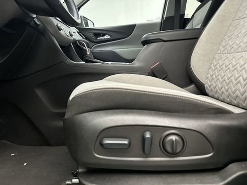 Used 2024 Chevrolet Equinox LT image 17