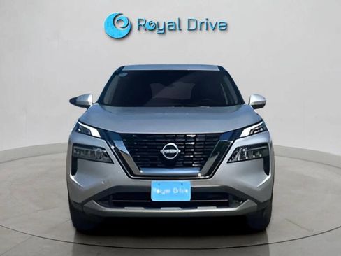 Used 2022 Nissan Rogue SV image 9