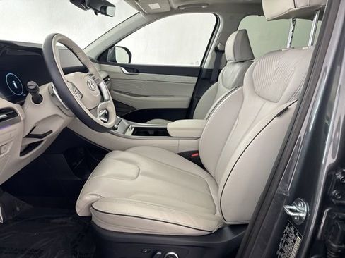 Used 2025 Hyundai Palisade Calligraphy image 26