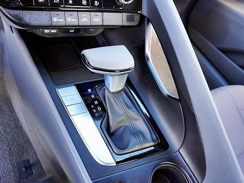 Certified 2026 Hyundai Elantra Sport FWD image 29