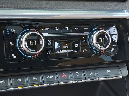 Used 2023 GMC Sierra 1500 Denali w/ Denali Reserve Package image 16