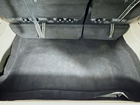 Used 2024 Chrysler Pacifica Touring-L FWD image 56