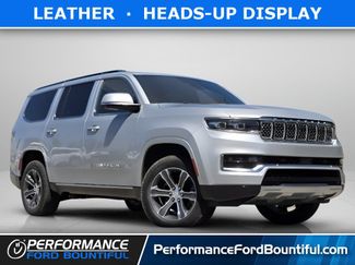 Used 2022 Jeep Grand Wagoneer Series I AWD/4WD video 1