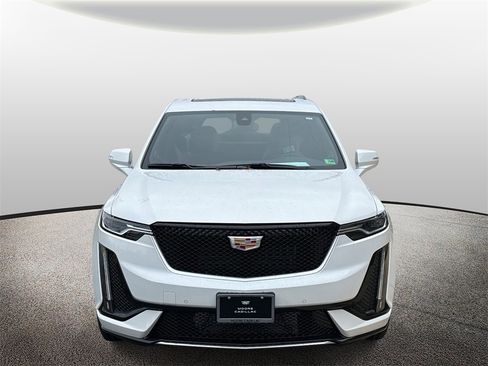 New 2025 Cadillac XT6 Sport w/ LPO, Floor Liner Package image 6