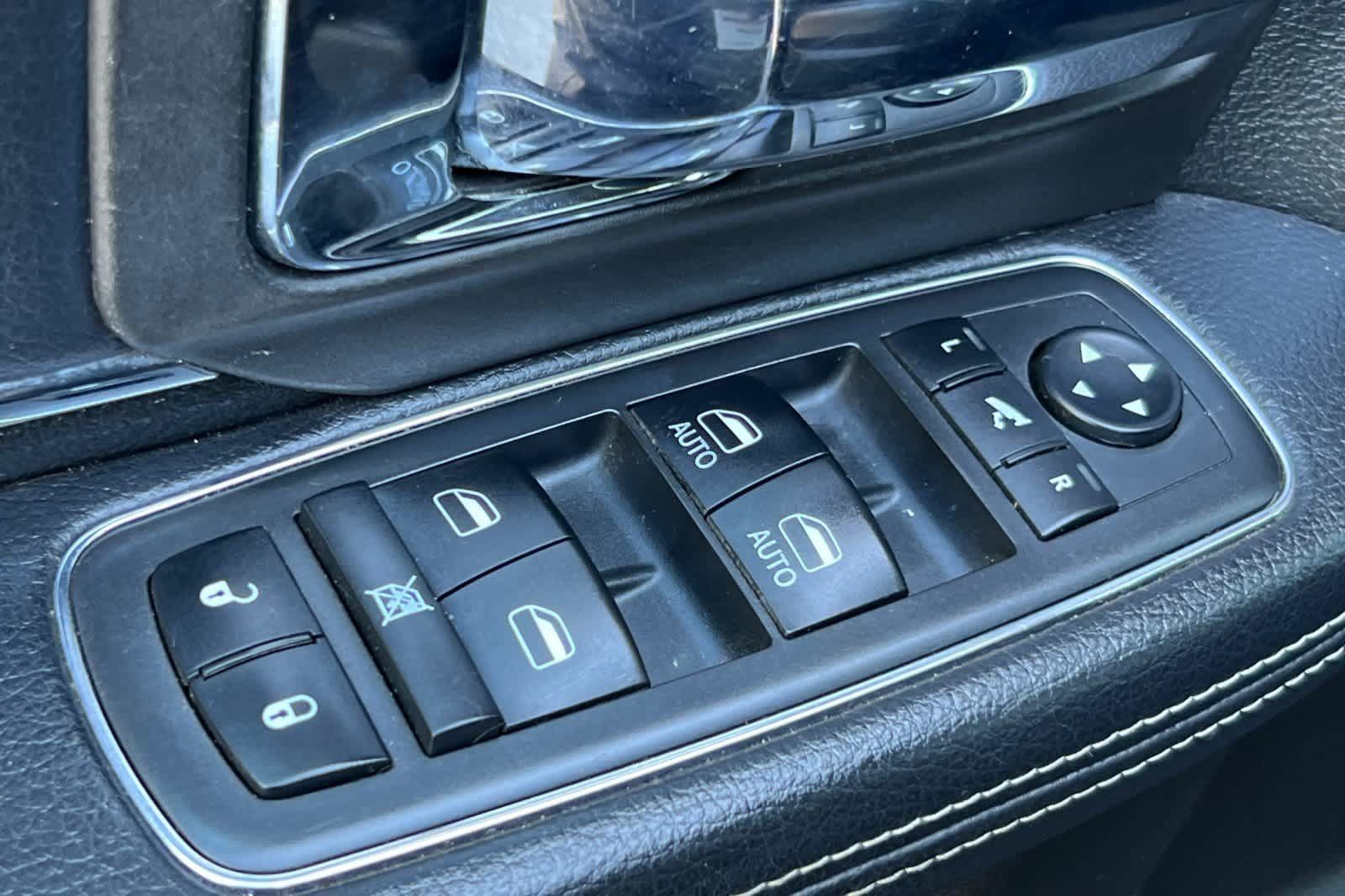 Used 2018 RAM 2500 Laramie AWD/4WD image 13