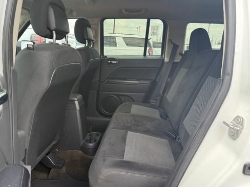 Used 2016 Jeep Patriot Sport w/ Power Value Group AWD/4WD image 16