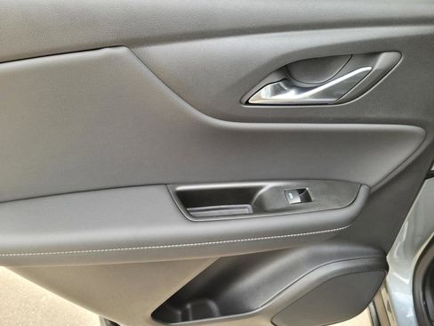 New 2026 Chevrolet Blazer LT image 8