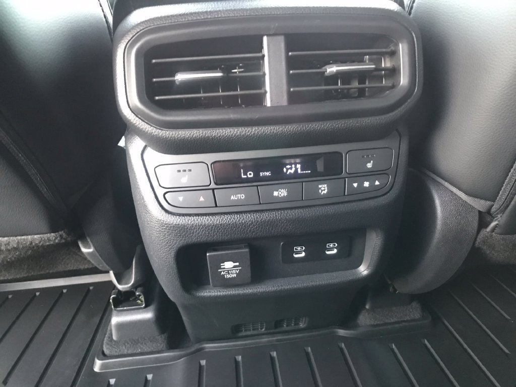 Certified 2026 Honda Pilot Black Edition image 29