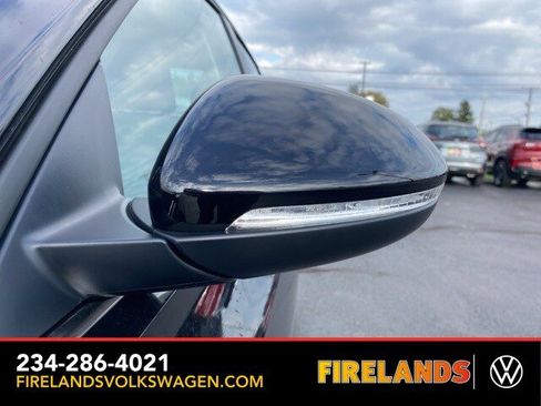 New 2026 Volkswagen Jetta SEL image 13