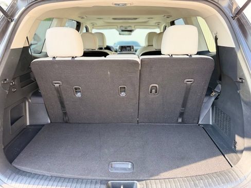 Used 2021 Kia Telluride S FWD image 26
