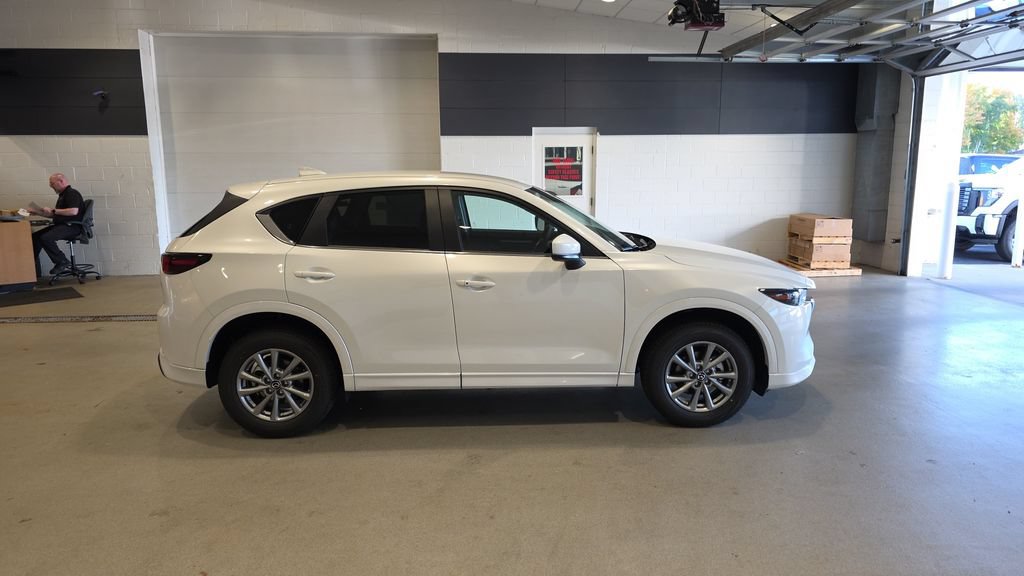Used 2025 MAZDA CX-5 AWD 2.5 S w/ Select Package image 5