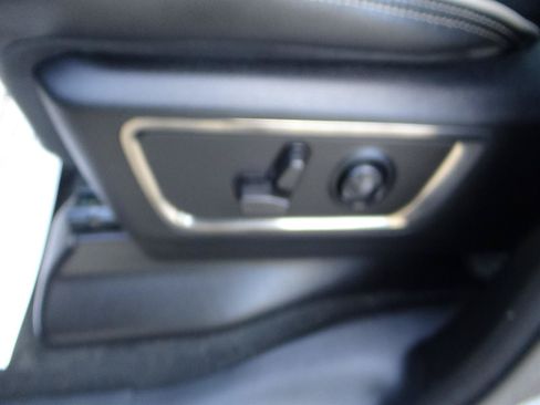 Used 2021 RAM 1500 Limited AWD/4WD image 21