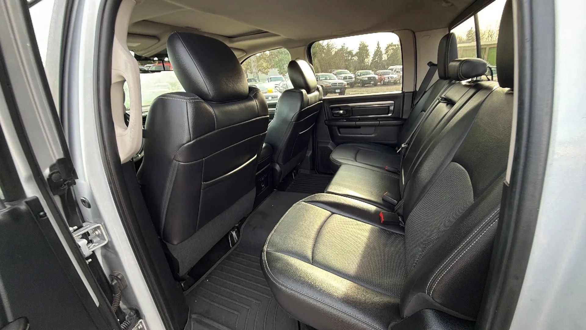 Used 2015 RAM 1500 Sport w/ Sport Premium Group AWD/4WD image 10