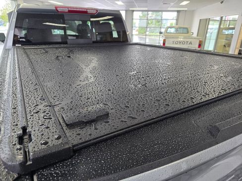 Used 2025 Chevrolet Silverado 1500 LT Trail Boss w/ Convenience Package II AWD/4WD image 18
