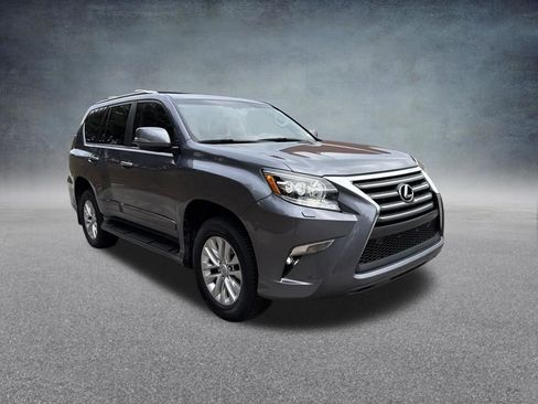 Used 2015 Lexus GX 460 w/ Premium Package image 8