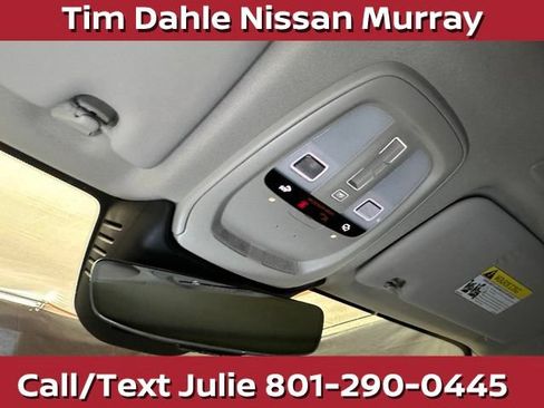 Used 2023 Volvo XC60 B5 Ultimate AWD/4WD image 31