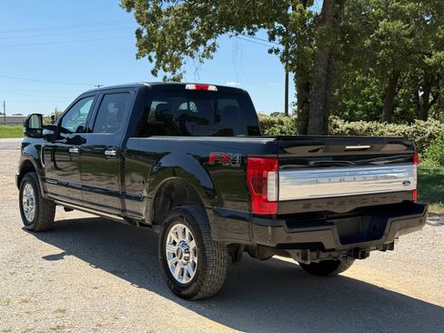 Used 2019 Ford F250 Limited w/ FX4 Off-Road Package AWD/4WD image 5