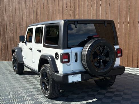 Used 2023 Jeep Wrangler Unlimited Sport AWD/4WD image 16