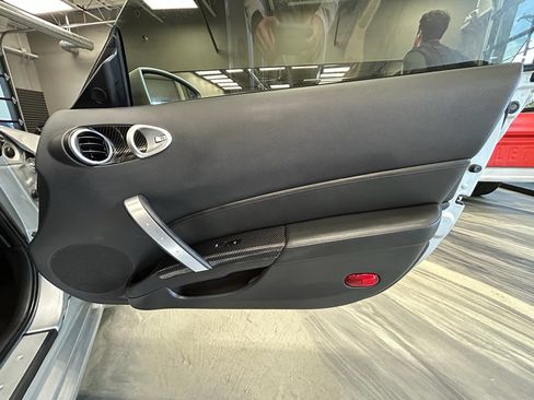 Used 2006 Nissan 350Z Coupe w/ (N93) Cargo Convenience Pkg RWD image 28