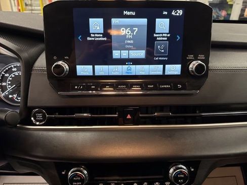 Used 2024 Mitsubishi Outlander SE AWD/4WD image 14