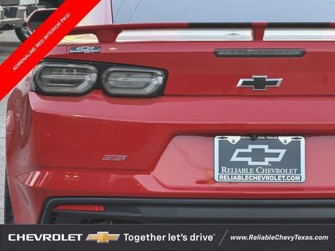 Used 2022 Chevrolet Camaro SS RWD image 9
