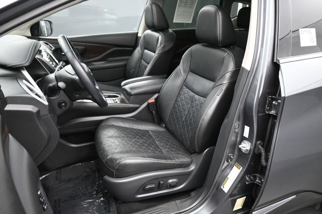 Used 2020 Nissan Murano Platinum w/ Cargo Package AWD/4WD image 17