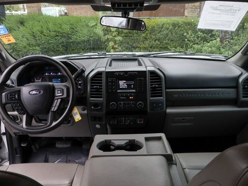Used 2021 Ford F350 XL w/ Power Equipment Group RWD image 28