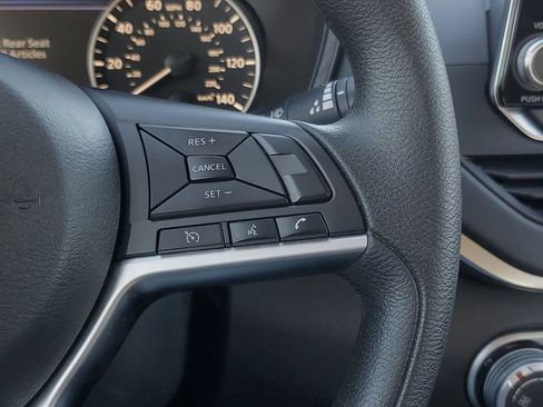 Used 2022 Nissan Altima 2.5 SV image 19