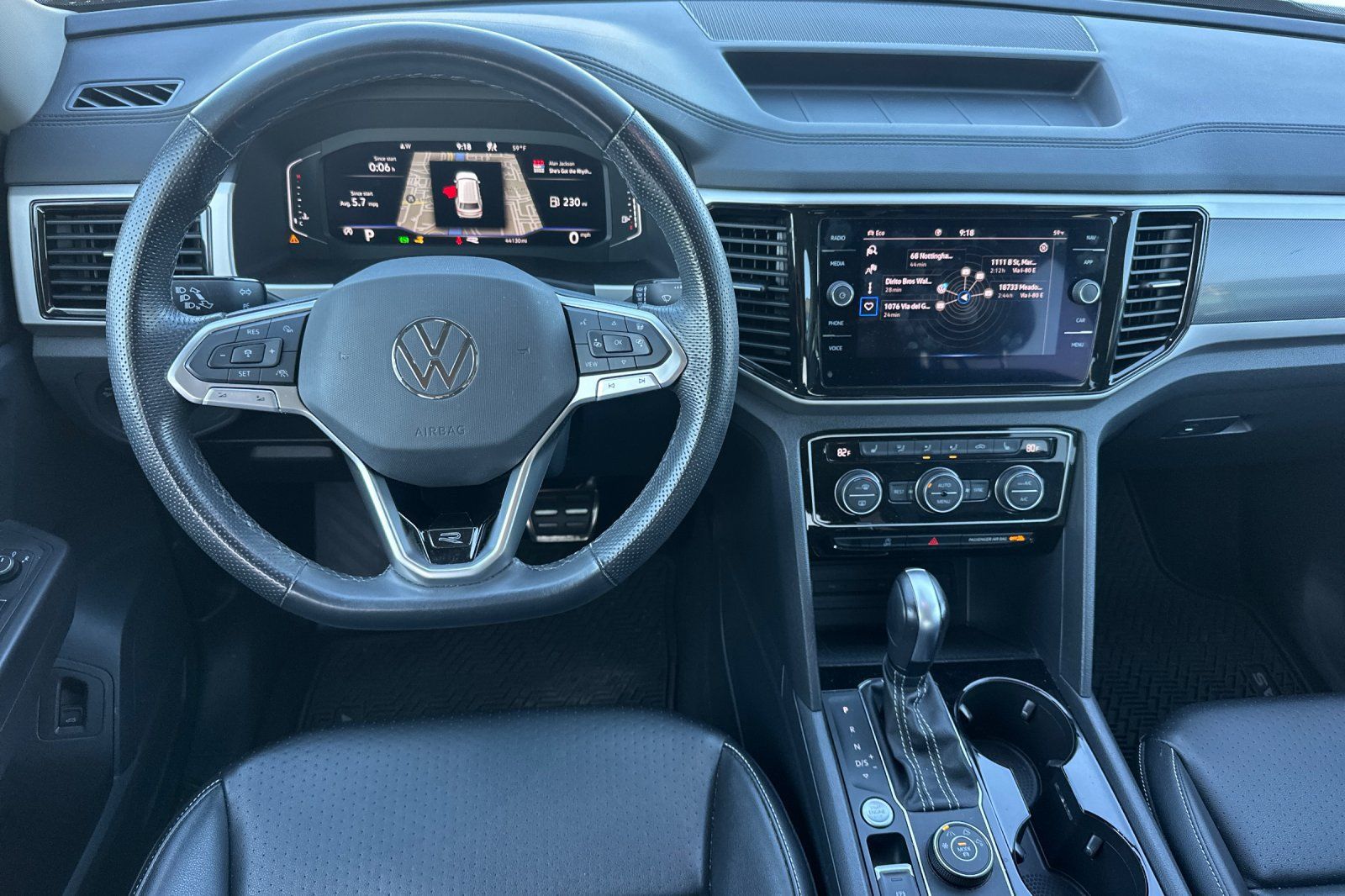 Used 2022 Volkswagen Atlas SEL R-Line AWD/4WD image 16