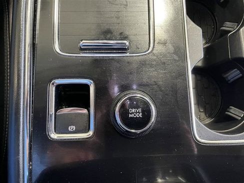 Used 2023 Lincoln Aviator AWD image 18