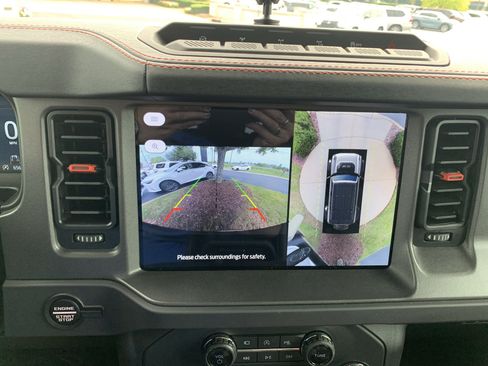 Used 2025 Ford Bronco Raptor AWD/4WD image 25