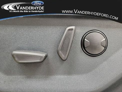 New 2026 Ford F350 Lariat w/ Lariat Premium Package image 19