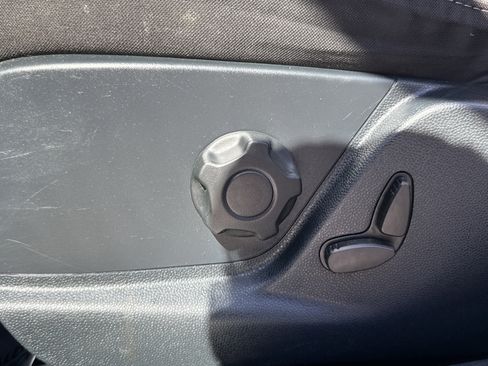 Used 2018 Ford EcoSport SE AWD/4WD image 13
