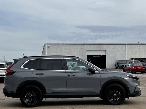 Used 2025 Honda CR-V Sport-L image 3