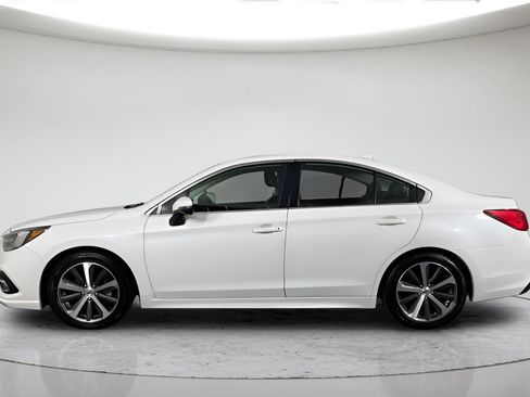 Used 2019 Subaru Legacy 3.6R Limited AWD/4WD image 6