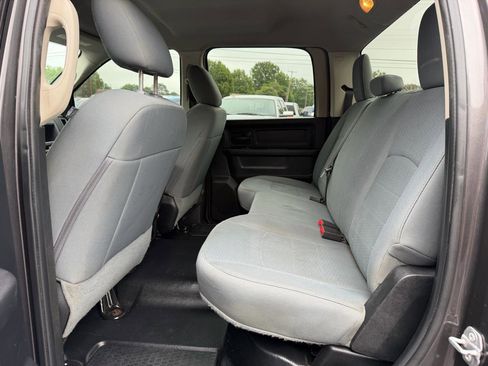 Used 2017 RAM 2500 Tradesman w/ Chrome Appearance Group AWD/4WD image 10