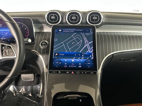 Certified 2023 Mercedes-Benz GLC 300 image 30