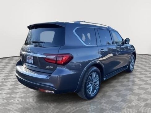 Used 2022 INFINITI QX80 Luxe w/ All-Season Package image 6
