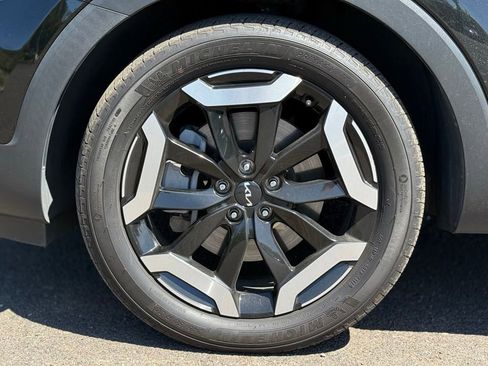 Used 2024 Kia Telluride EX AWD/4WD image 9