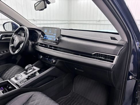 Used 2024 Mitsubishi Outlander SEL AWD/4WD image 34