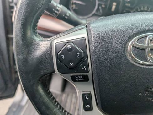 Used 2019 Toyota Tundra Limited w/ Limited Premium Package image 18