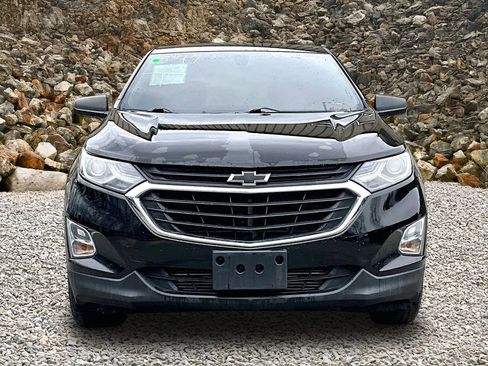 Used 2018 Chevrolet Equinox LS image 3