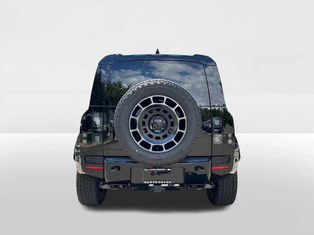 New 2026 Land Rover Defender 110 OCTA AWD/4WD image 3