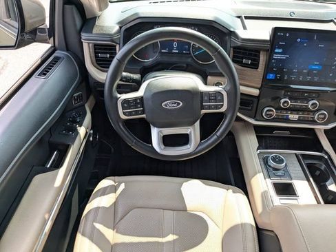 Used 2024 Ford Expedition Limited RWD image 14