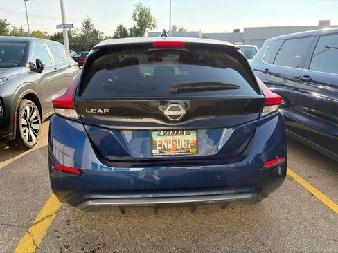 Used 2025 Nissan Leaf S FWD image 3